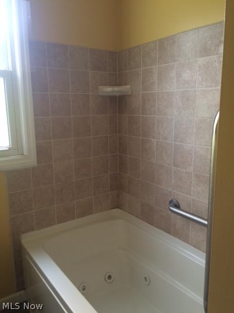 7636 Johnnycake Ridge Road Mentor, OH 44060 - Photo 8 of 25 Gallery Image 8