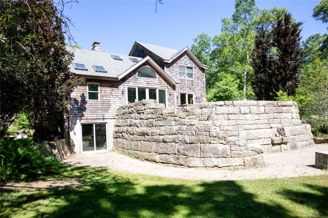 413 Eagleville Road Tiverton, RI 02878 - Photo 36 of 44 Gallery Image 36
