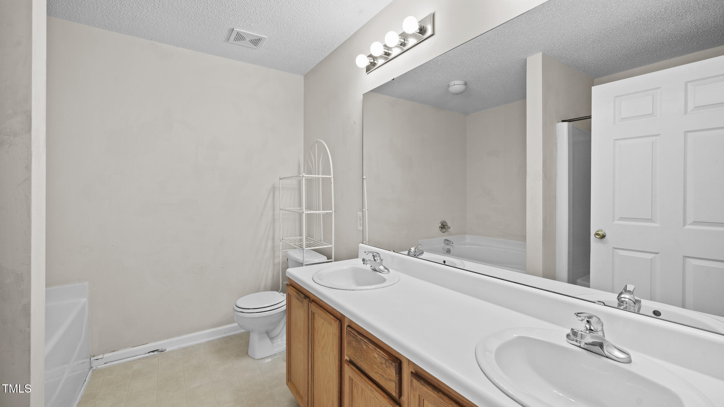 2920 WaterStone Loop High Point, NC 27265 - Photo 16 of 36 Master Bathroom