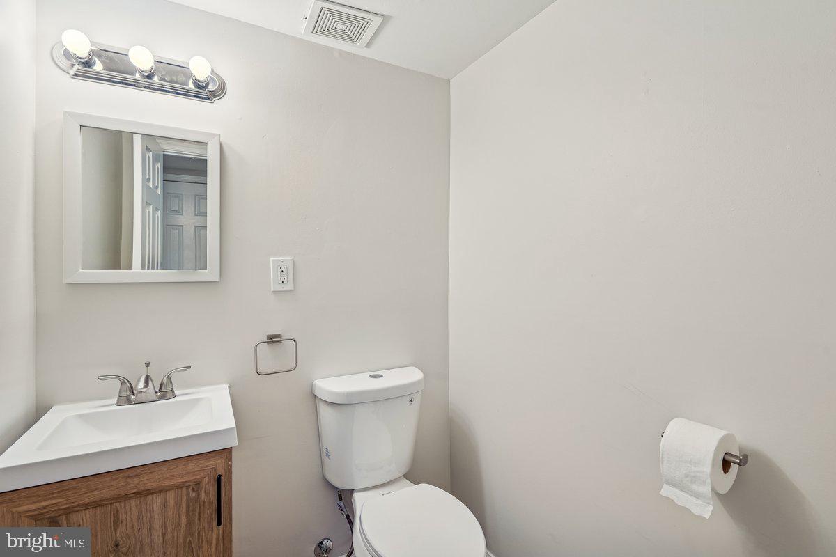 1891 Addison Road South District Heights, MD 20747 - Photo 11 of 21 Powder room