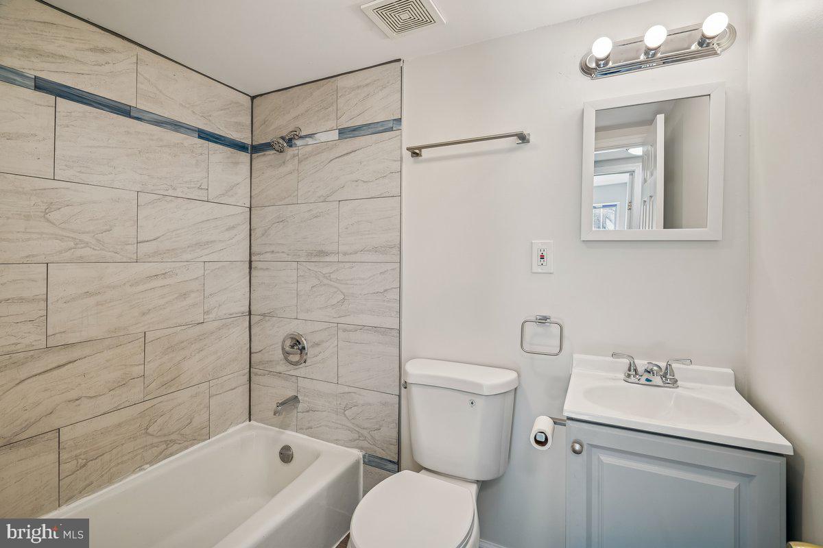 1891 Addison Road South District Heights, MD 20747 - Photo 15 of 21 Bathroom