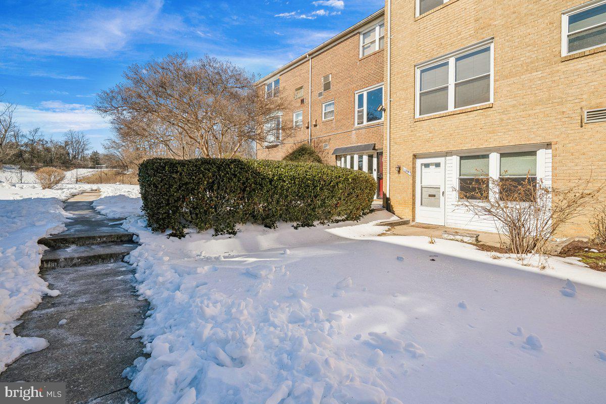 1891 Addison Road South District Heights, MD 20747 - Photo 21 of 21 Walkway/common area.