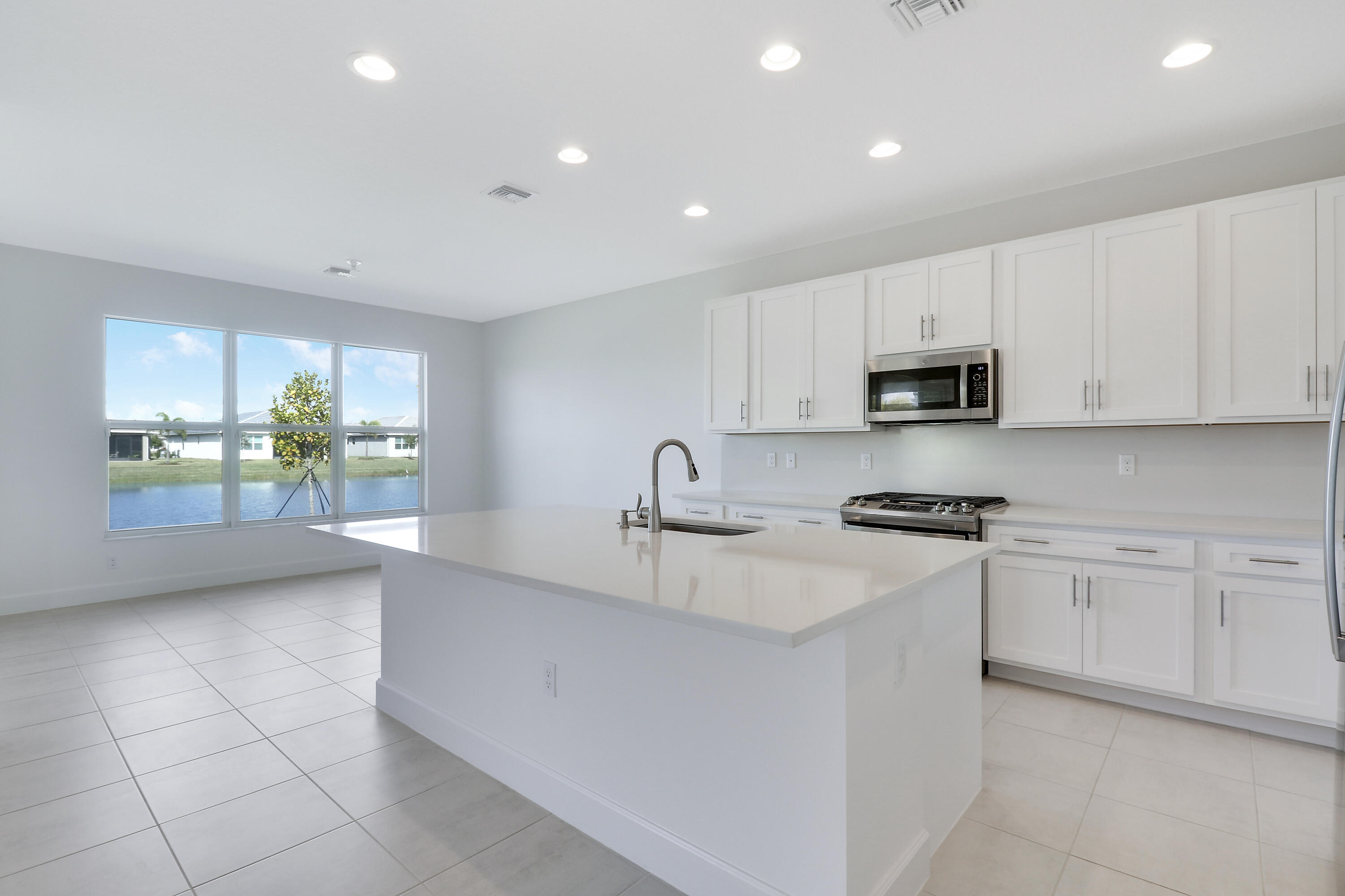 13439 Southwest River Rock Road Port St. Lucie, FL 34987 - Photo 7 of 103 House4-23