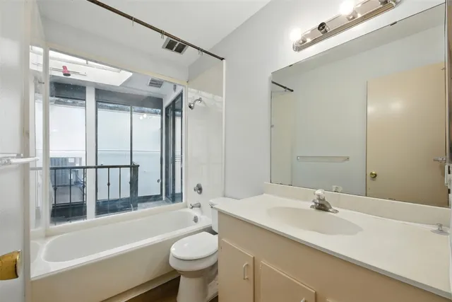 $2,250 | 3108 Vossdale Road, Houston, TX 77027