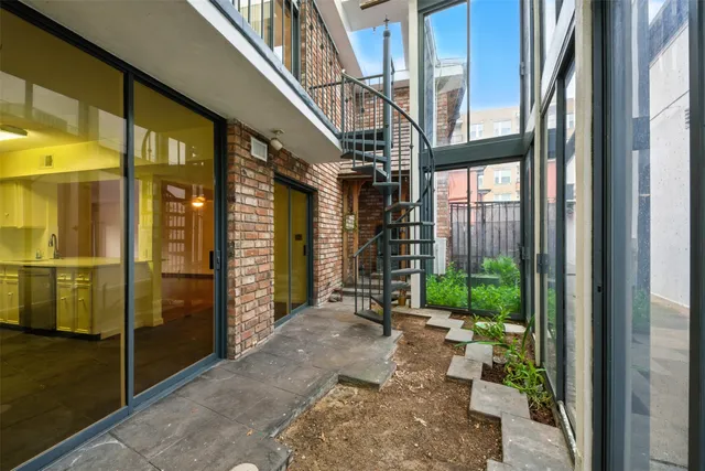 $2,250 | 3108 Vossdale Road, Houston, TX 77027