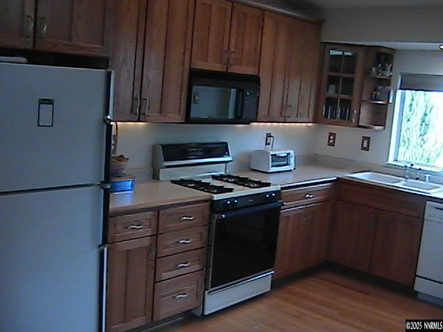 7617 Devonshire Lane Reno, NV 89511 - Photo 2 of 5 Photo 2