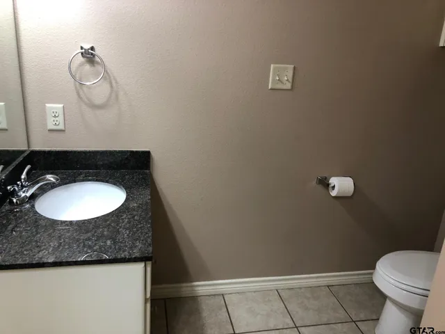 $1,550 | 6920 County Road 1215, Flint, TX 75762