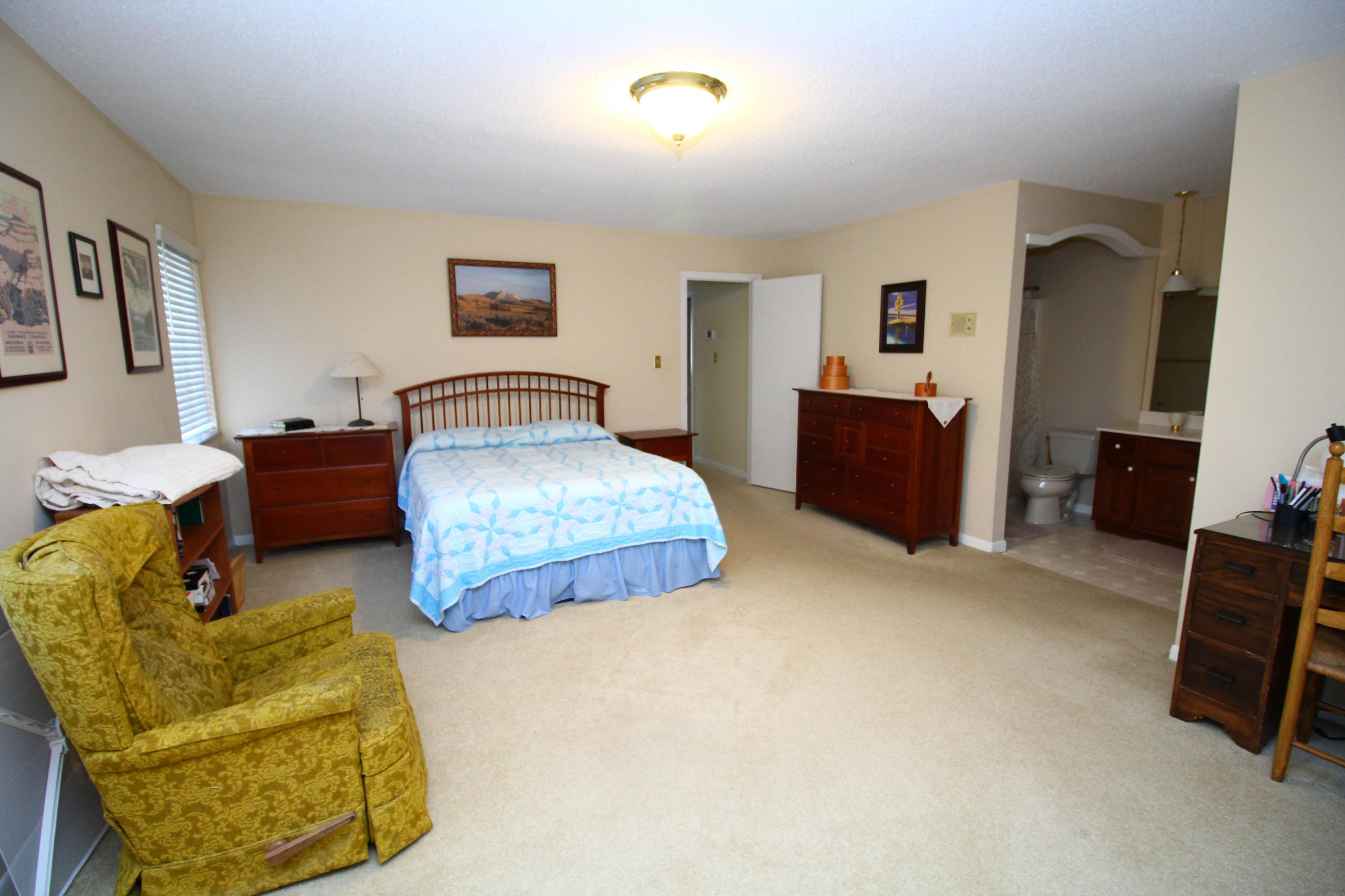 7821 Widdecomb Road Powell, TN 37849 - Photo 3 of 20 IMG_2600