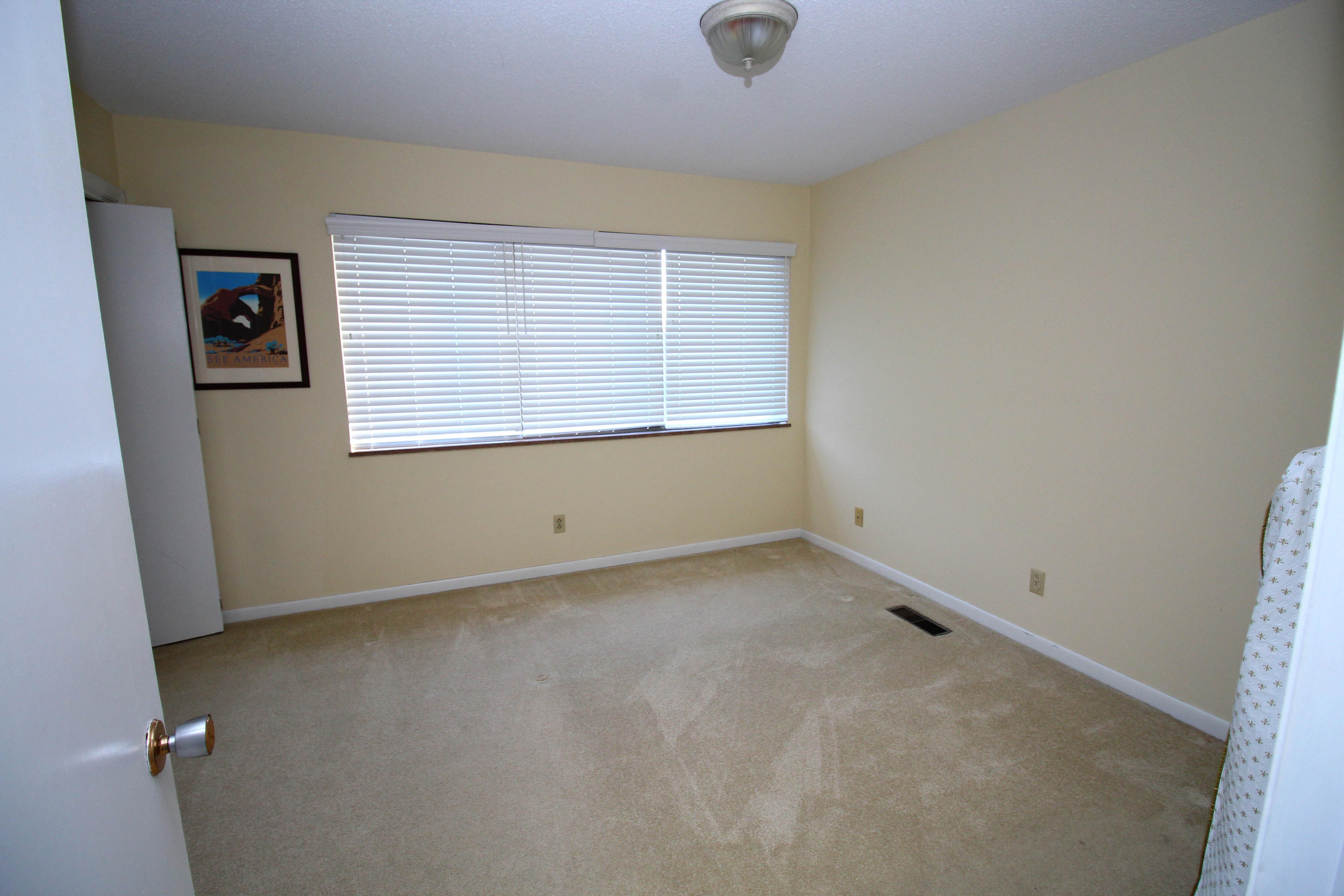 7821 Widdecomb Road Powell, TN 37849 - Photo 7 of 20 IMG_2591