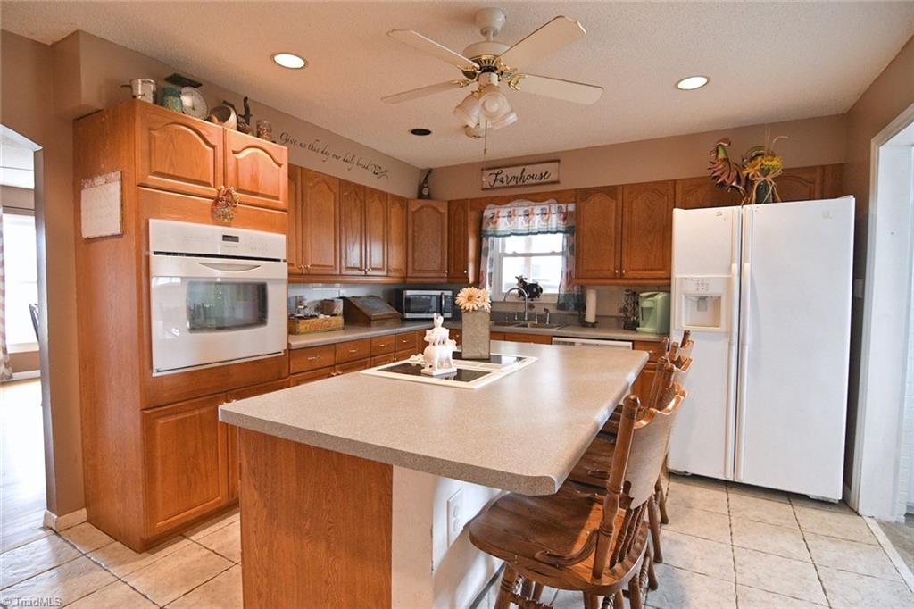 6045 Ridge Road Lexington, NC 27295 - Photo 4 of 14 Gallery Image 4