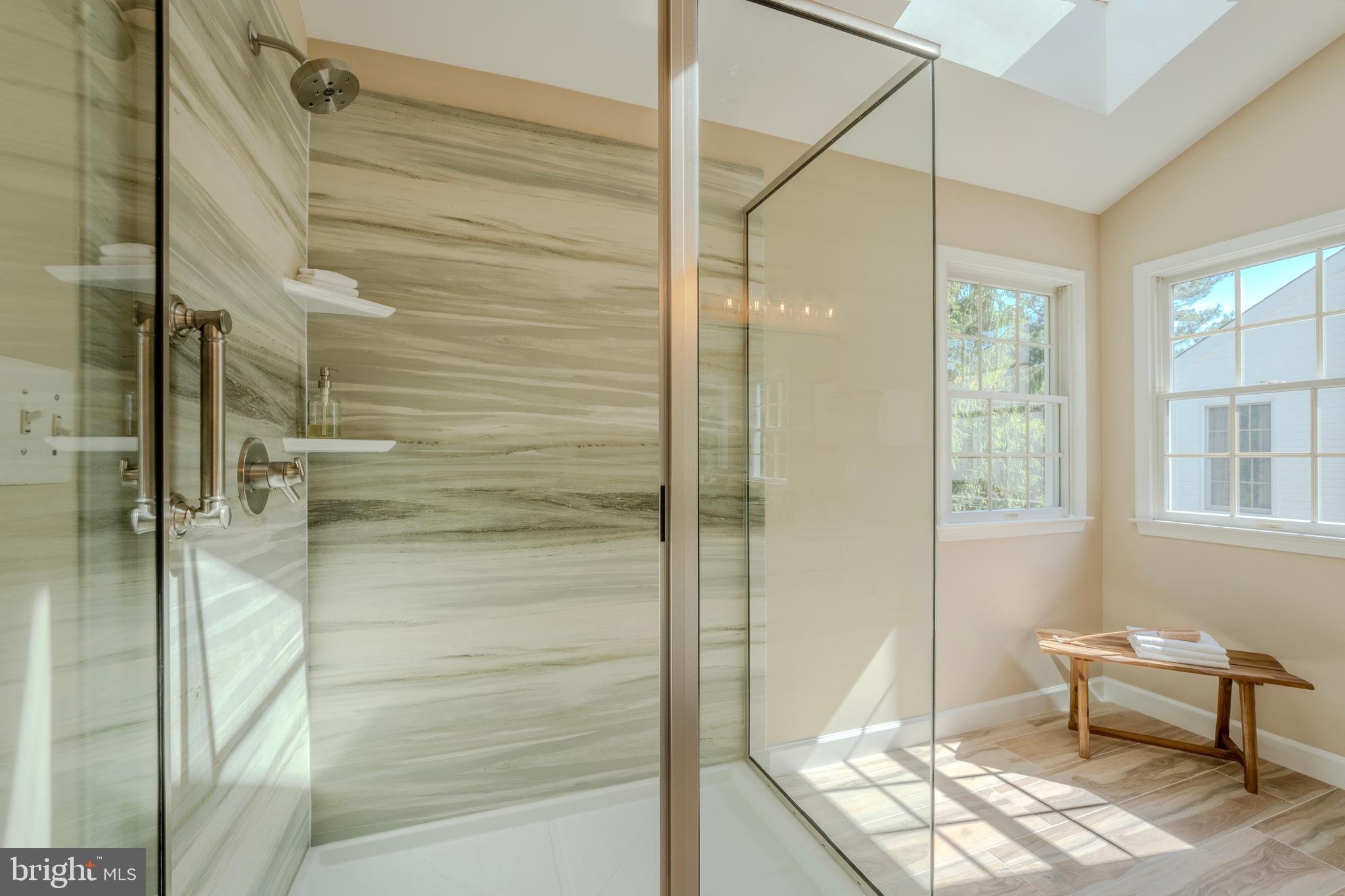 1327 Murray Downs Way Reston, VA 20194 - Photo 28 of 70 Primary Bathroom