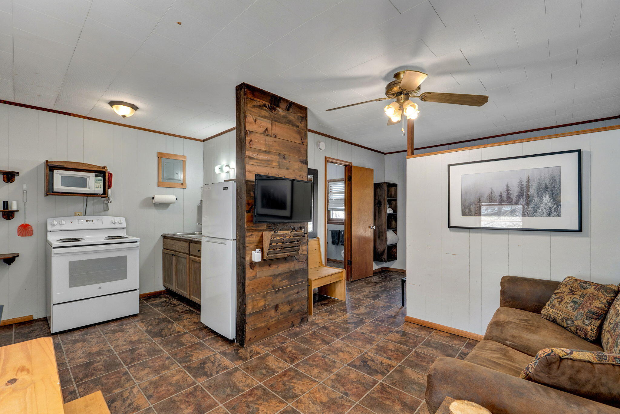 1715 Hideaway Road, Unit D 5 Galena, MO 65656 - Photo 17 of 27 Unit D-17