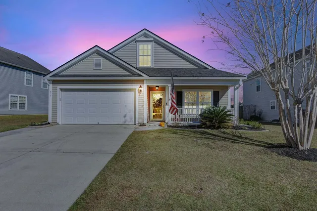 $385,000 | 510 Evening Shade Drive, Moncks Corner, SC 29461