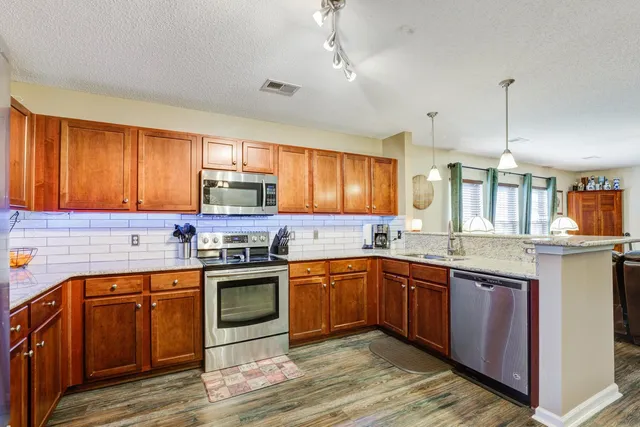 $385,000 | 510 Evening Shade Drive, Moncks Corner, SC 29461