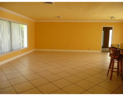 864 Coventry Street Boca Raton, FL 33487 - Photo 4 of 14 Additional Photo