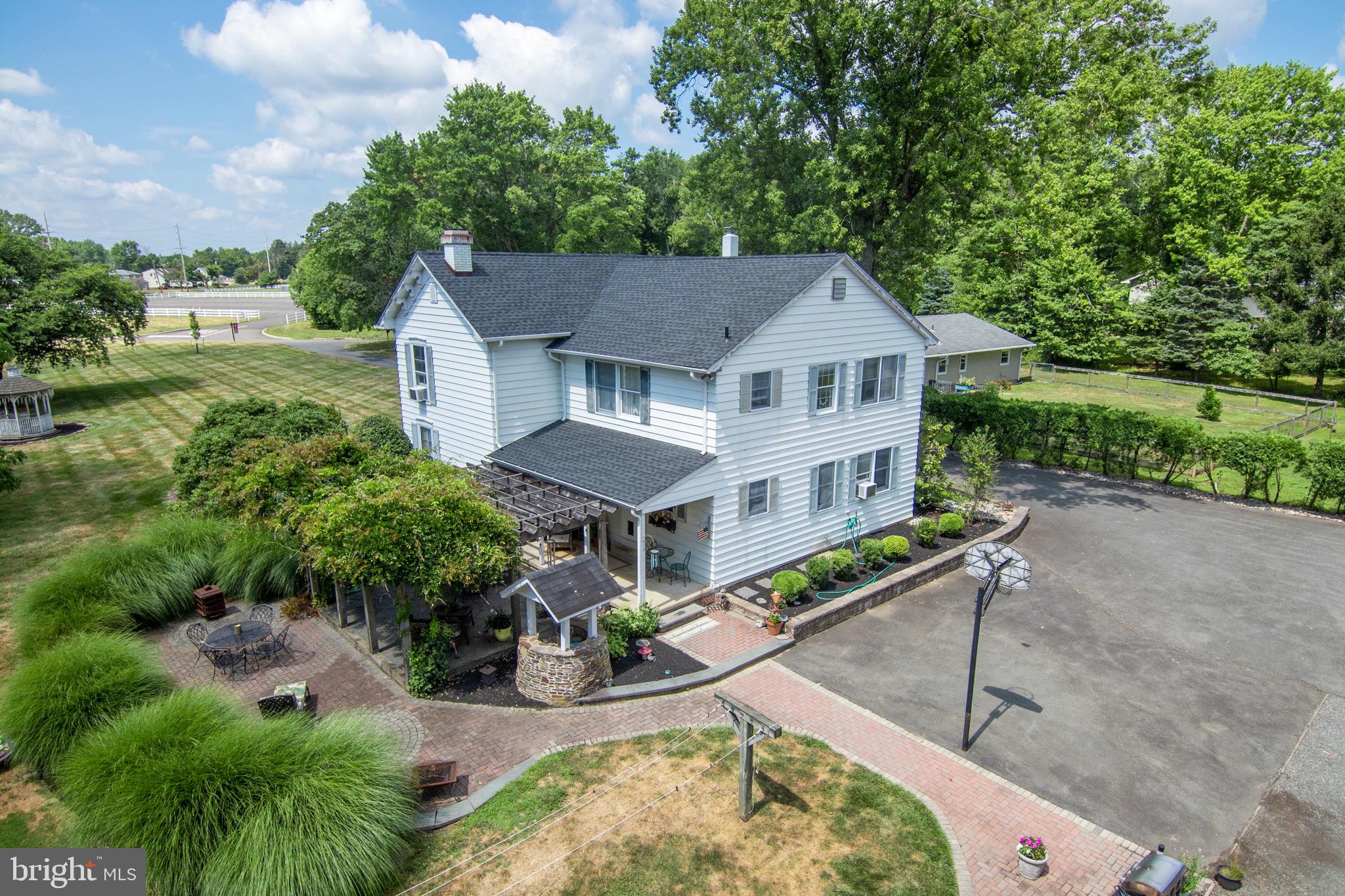 240 Federal City Road Pennington, NJ 08534 - Photo 2 of 49 Gallery Image 2