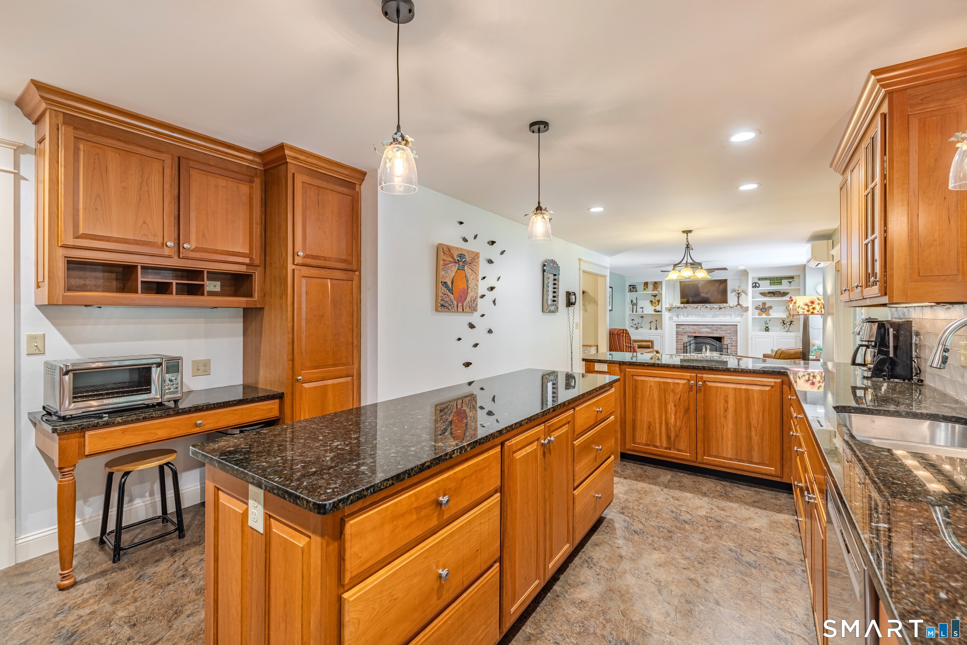 163 Highland Road Mansfield, CT 06250 - Photo 4 of 40