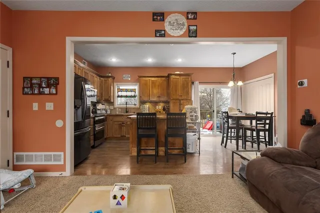 $265,000 | 1857 Praun Lane, Kansas City, KS 66102