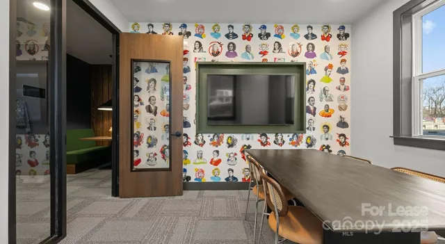 a view of a house and a street view