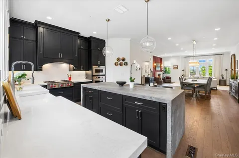 $2,100,000 | 207 Palisades Boulevard, Sleepy Hollow, NY 10591
