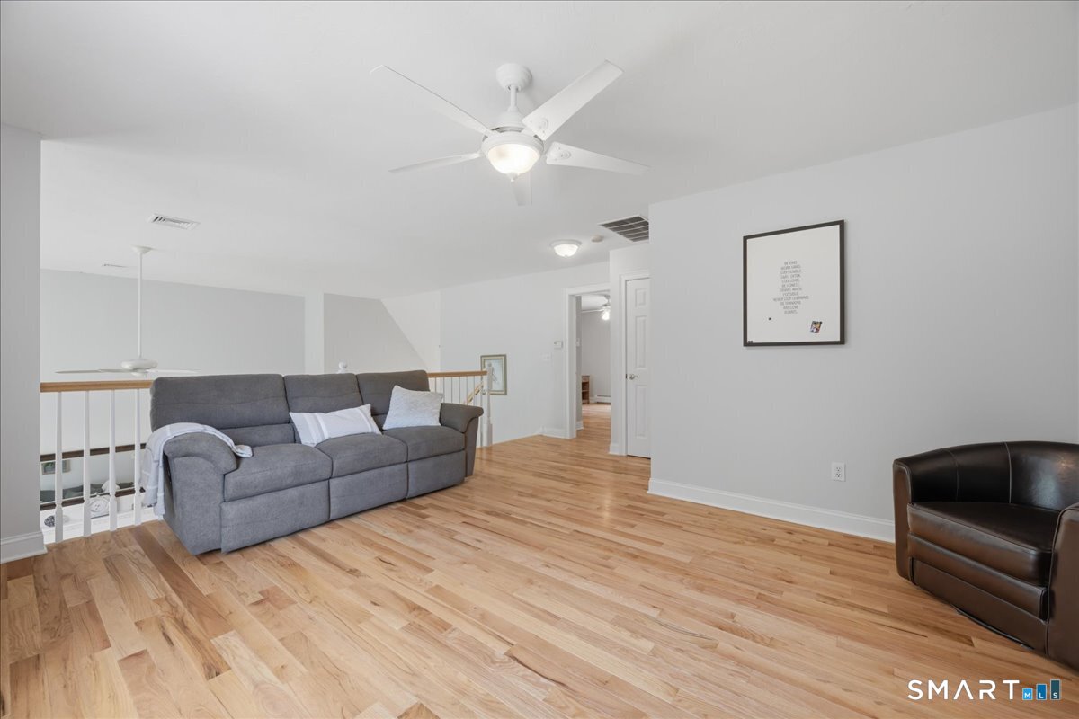 75 Derry Hill Road Montville, CT 06382 - Photo 20 of 37