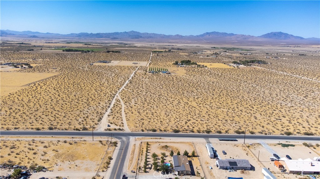 247 Old Woman Springs Road Lucerne Valley, CA 92356 - Photo 7 of 14