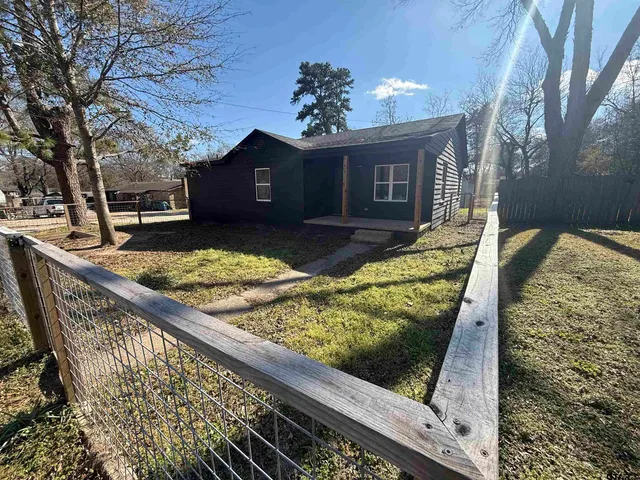 $169,900 | 314 East Madison Street, Overton, TX 75684