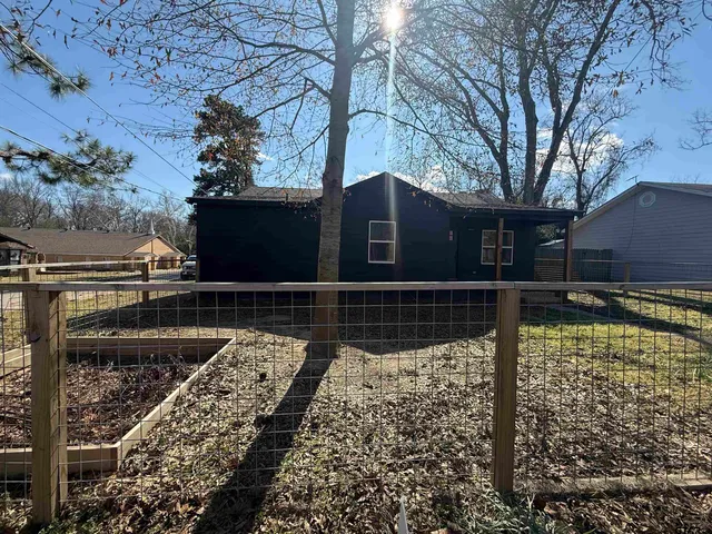 $169,900 | 314 East Madison Street, Overton, TX 75684