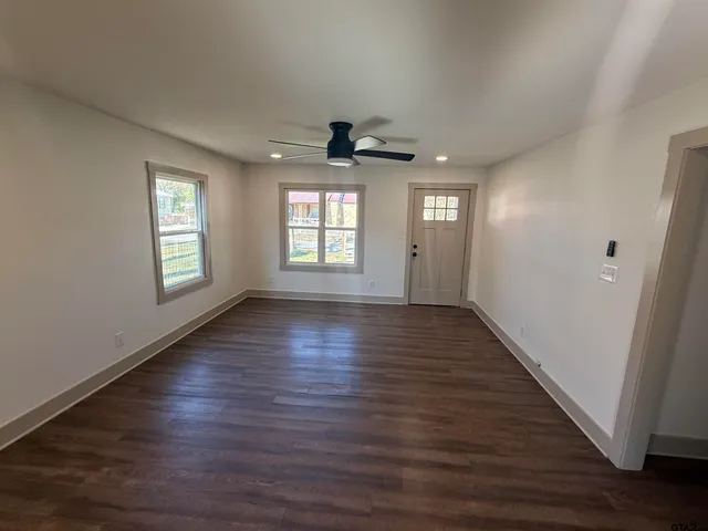 $169,900 | 314 East Madison Street, Overton, TX 75684