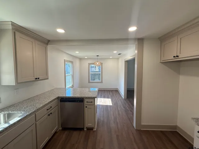 $169,900 | 314 East Madison Street, Overton, TX 75684