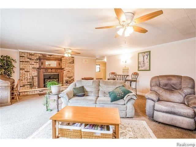 19730 Clark Road Belleville, MI 48111 - Photo 11 of 36