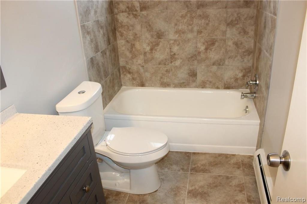 25301 Five Mile Road, Unit 121 Redford, MI 48239 - Photo 8 of 16
