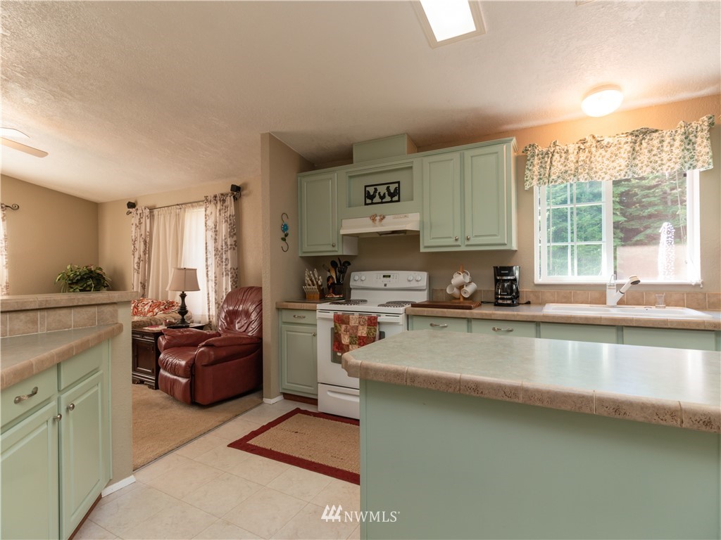 179 Dekay Road Hoquiam, WA 98550 - Photo 12 of 37 Gallery Image 12
