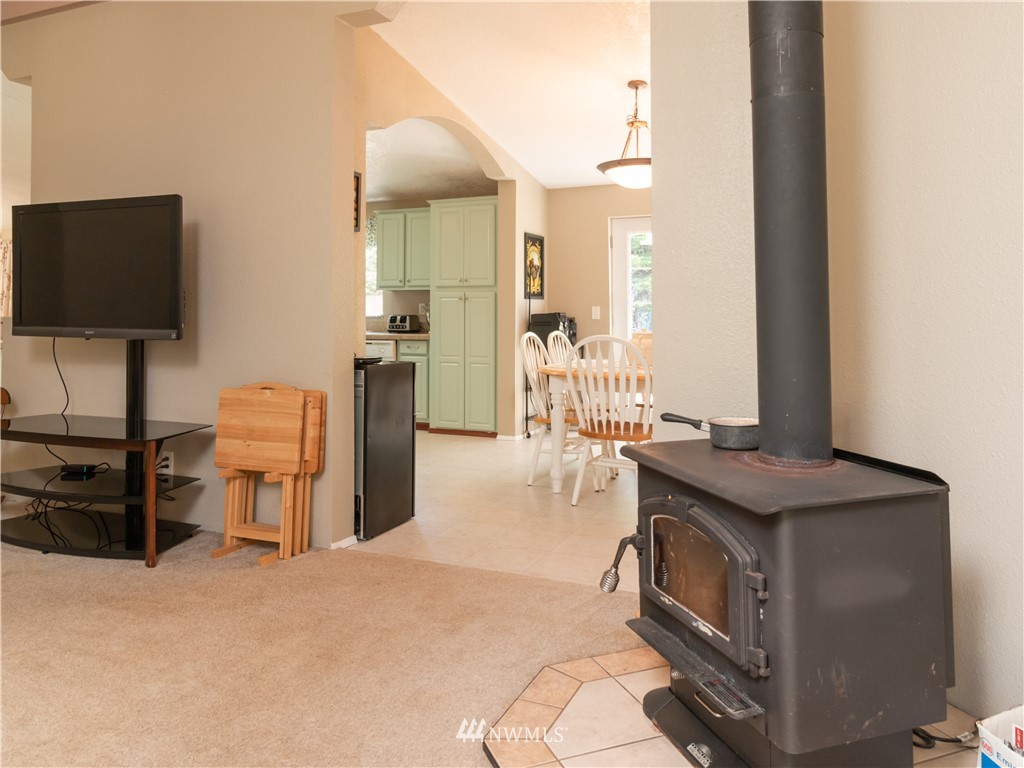 179 Dekay Road Hoquiam, WA 98550 - Photo 8 of 37 Gallery Image 8