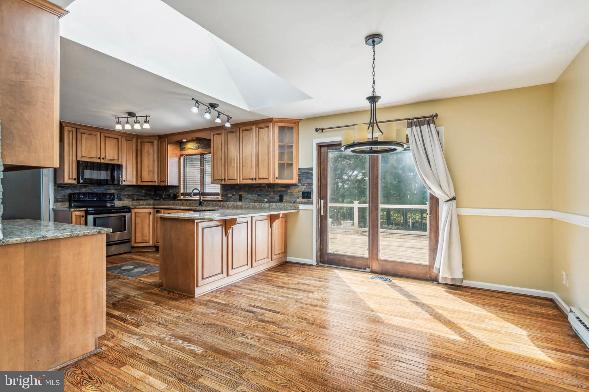 4226 Wolf Hill Drive Hampstead, MD 21074 - Photo 10 of 44