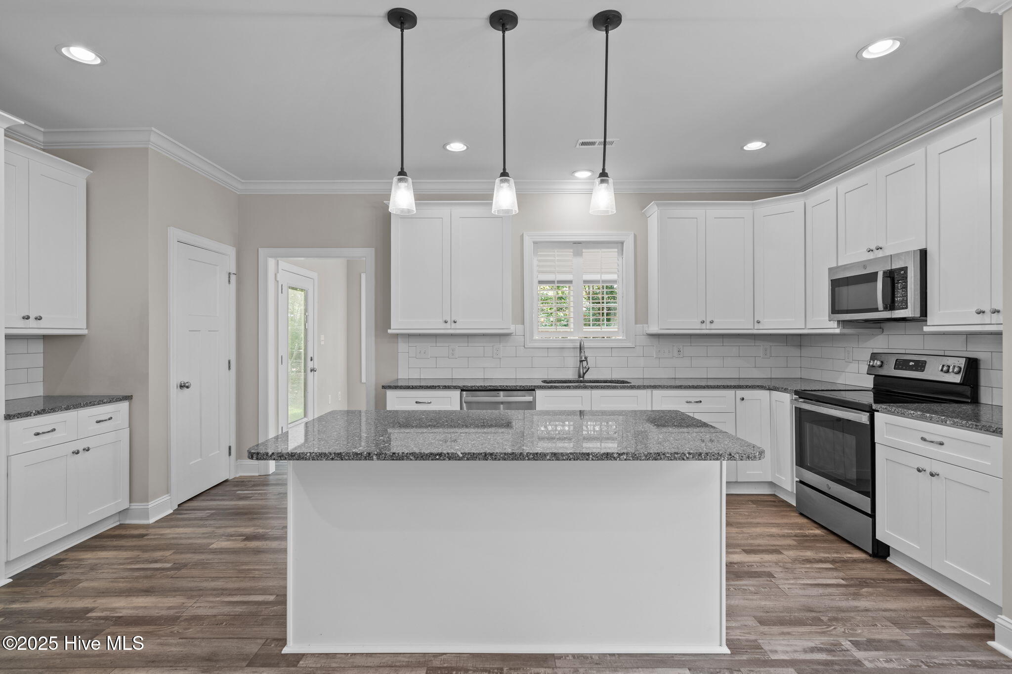 790 Burning Tree Road Pinehurst, NC 28374 - Photo 12 of 53 18-web-or-mls-DSC06408