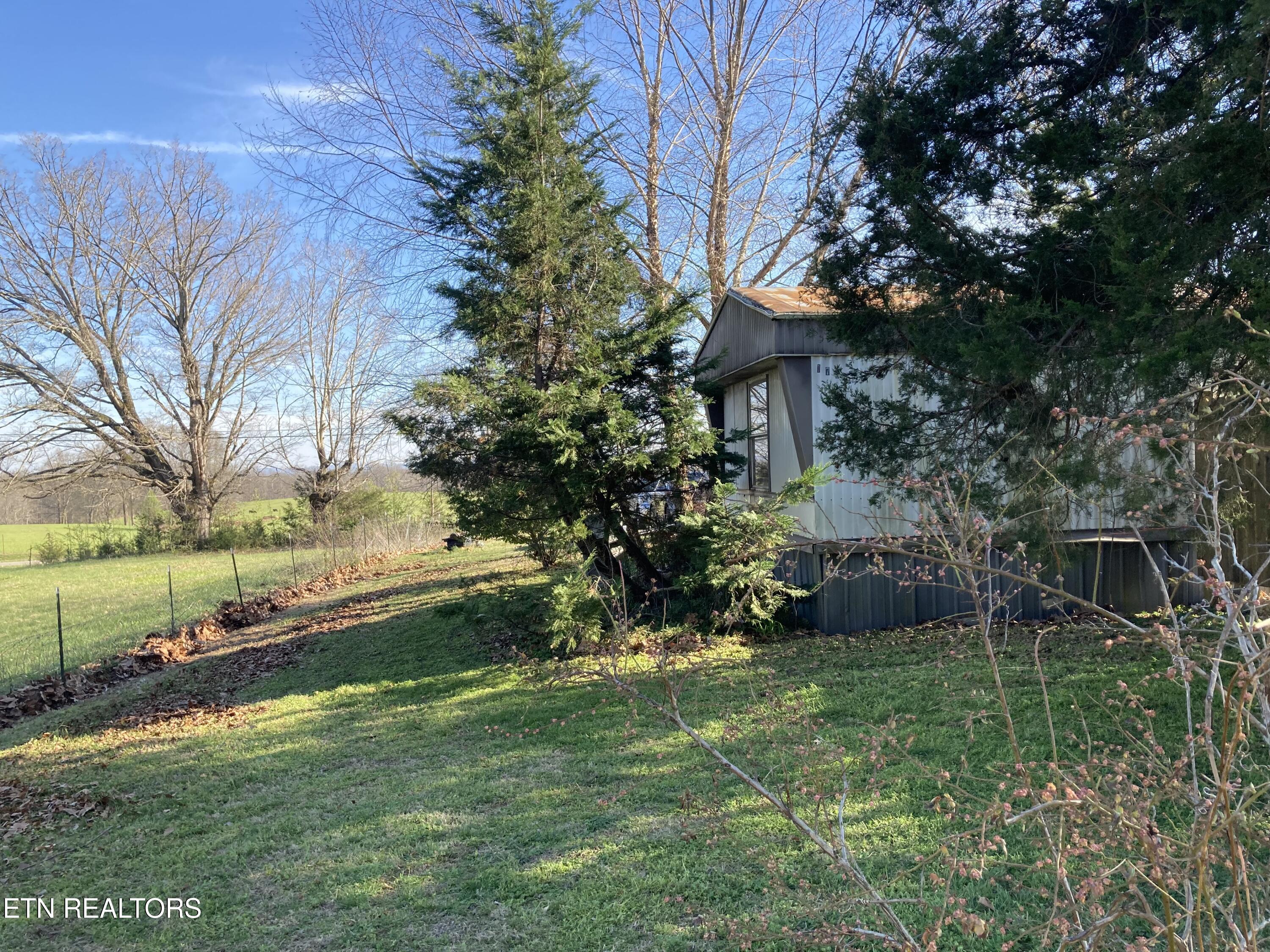 472 Allen Chapel Road Hilham, TN 38568 - Photo 13 of 28 Photo Mar 19 2026, 4 43 25 PM