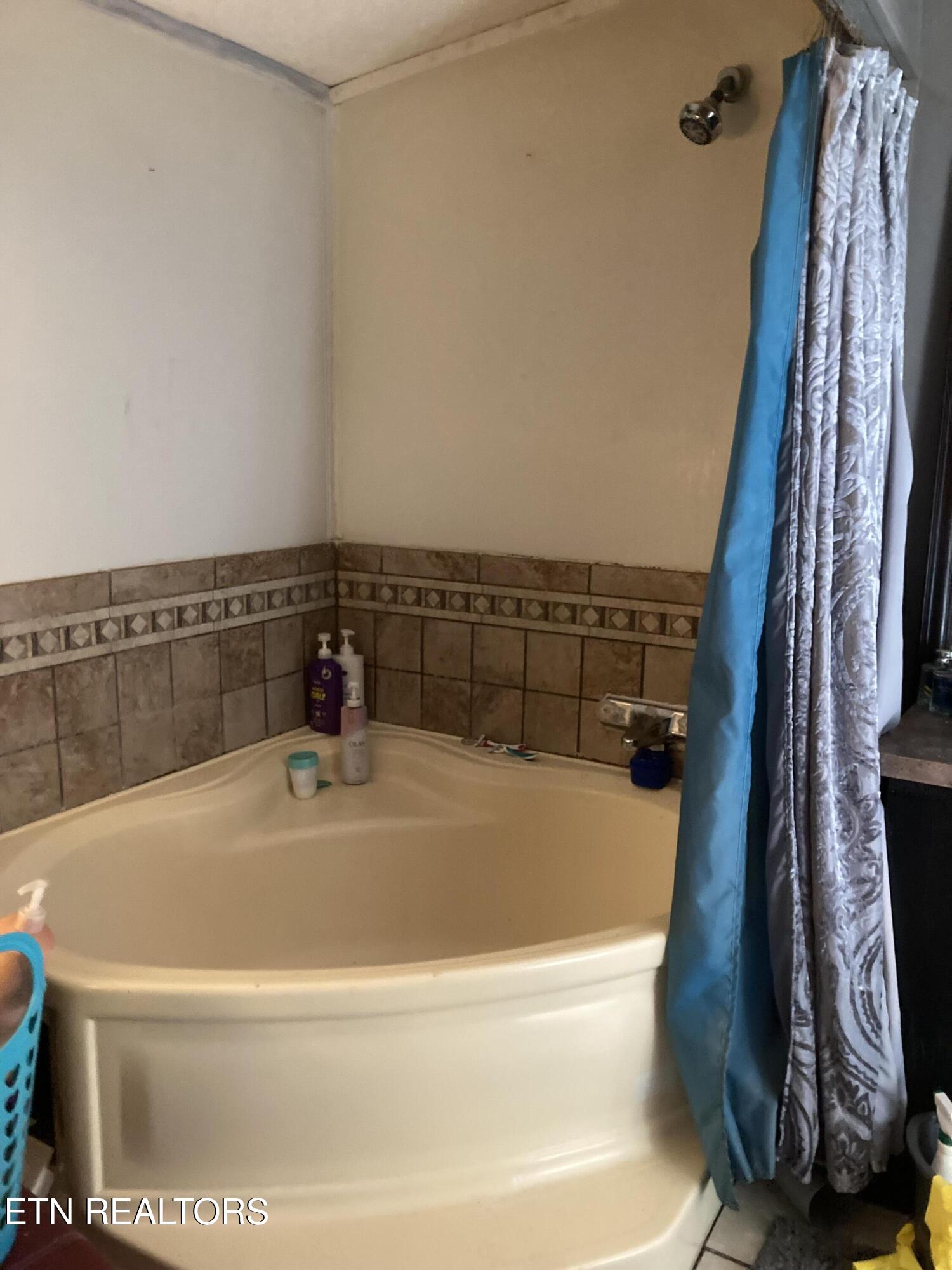 472 Allen Chapel Road Hilham, TN 38568 - Photo 9 of 28 Photo Mar 19 2026, 4 38 06 PM