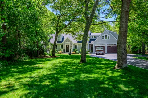 $1,700,000 | 19 Coveview Drive, South Yarmouth, MA 02664