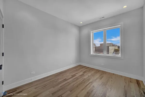 $3,650 | 2851 North Clybourn Avenue, Unit 1, Chicago, IL 60618