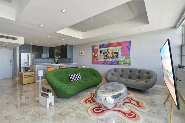 $2,150 | 2100 Sans Souci Boulevard, Unit A1507, North Miami, FL 33181