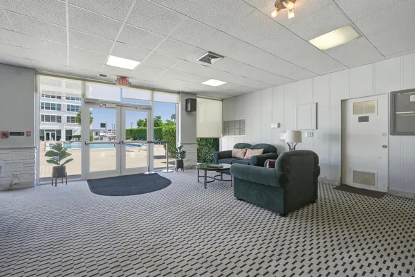 $2,150 | 2100 Sans Souci Boulevard, Unit A1507, North Miami, FL 33181