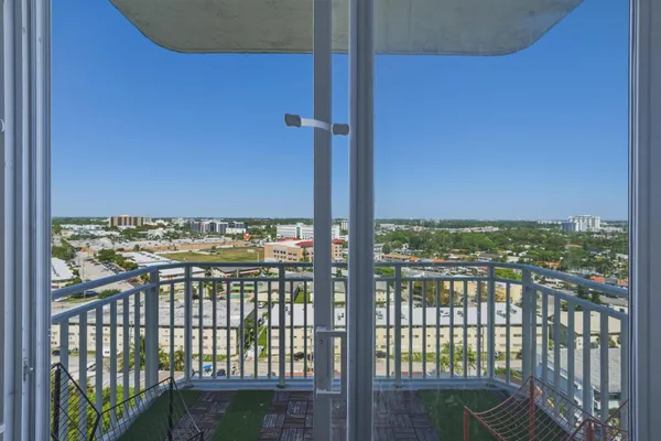 $2,150 | 2100 Sans Souci Boulevard, Unit A1507, North Miami, FL 33181