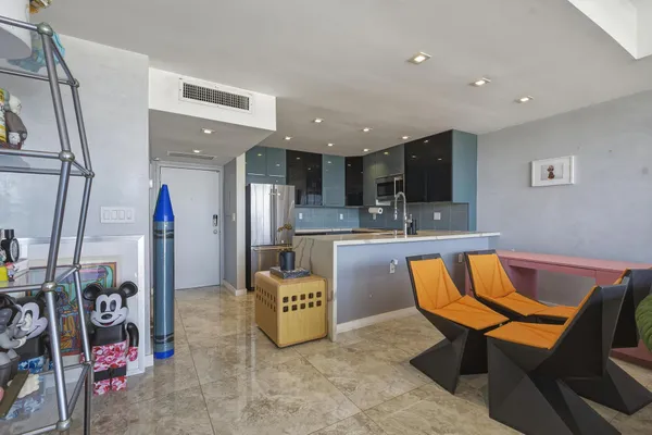 $2,150 | 2100 Sans Souci Boulevard, Unit A1507, North Miami, FL 33181