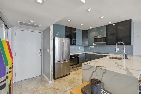 $2,150 | 2100 Sans Souci Boulevard, Unit A1507, North Miami, FL 33181