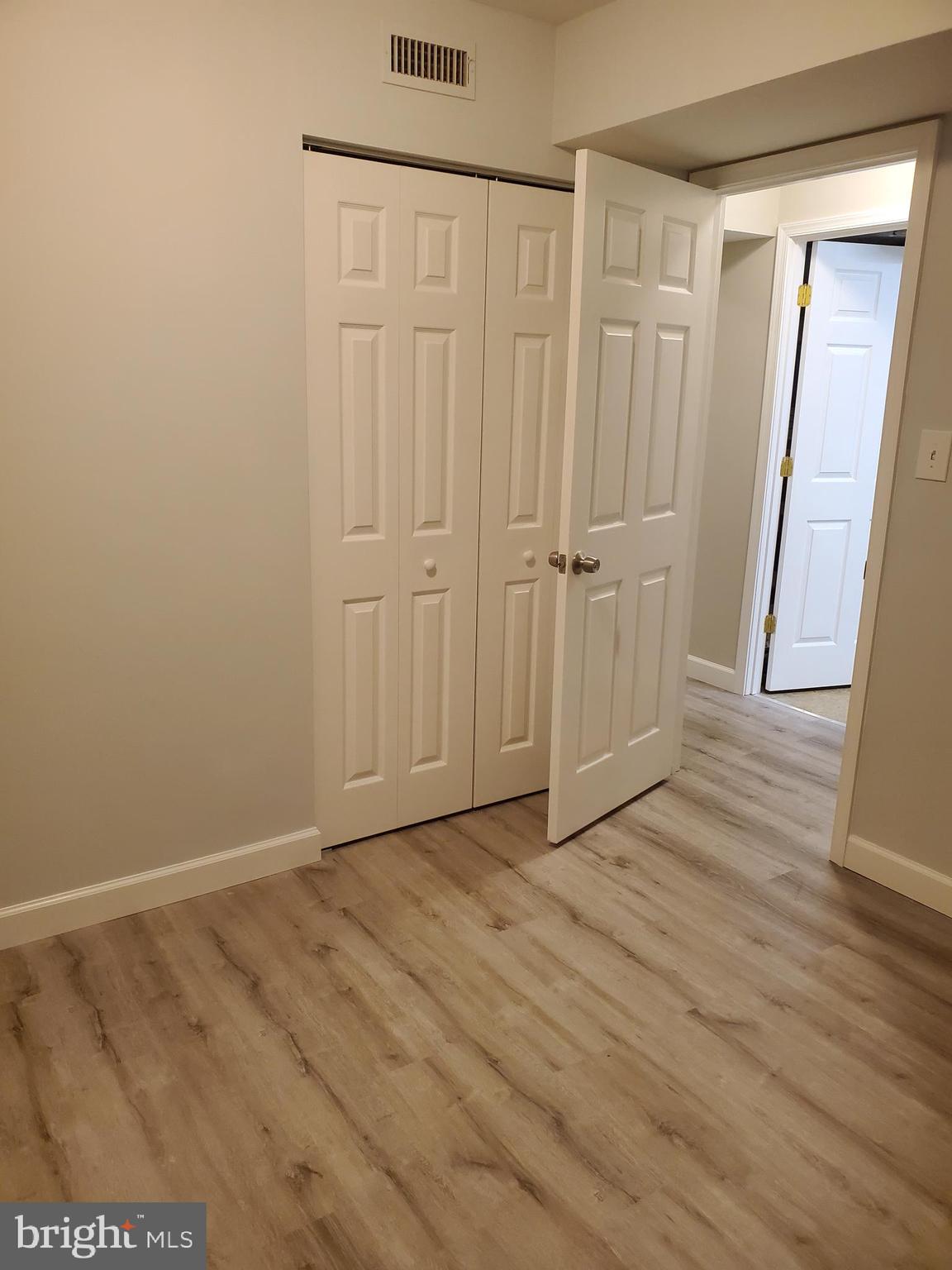 8092 Edinburgh Drive Springfield, VA 22153 - Photo 32 of 50 Room Lower