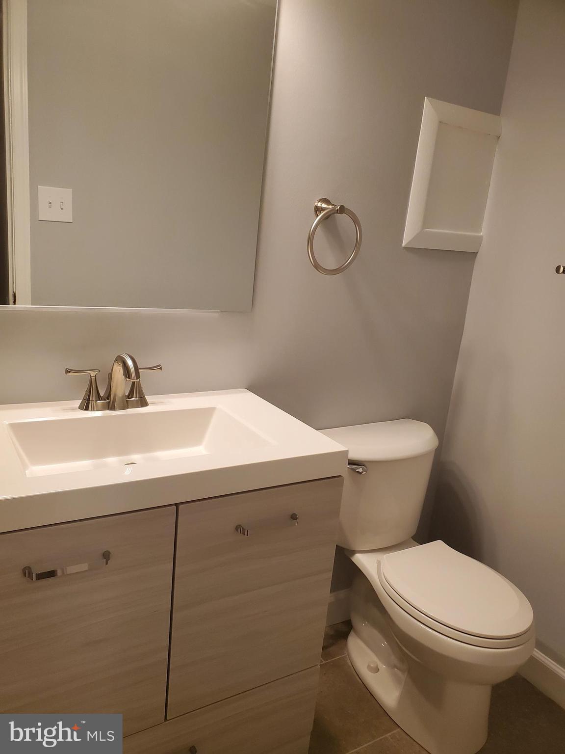 8092 Edinburgh Drive Springfield, VA 22153 - Photo 35 of 50 Full Bath Lower