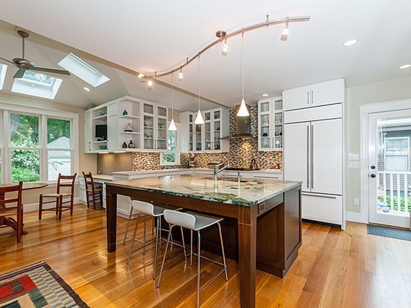 121 Allerton Road Newton, MA 02461 - Photo 6 of 23
