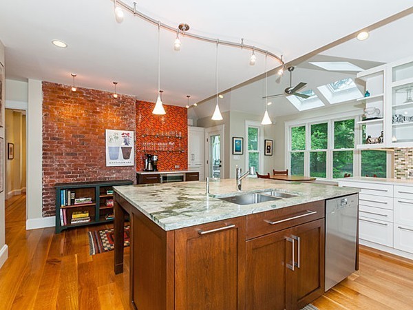 121 Allerton Road Newton, MA 02461 - Photo 7 of 23