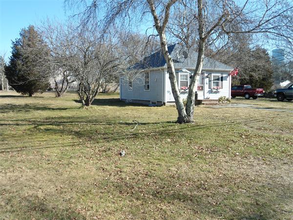 375 Sconticut Neck Road Fairhaven, MA 02719 - Photo 9 of 9 Gallery Image 9